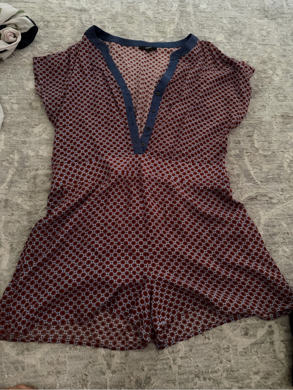 Patterned V-Neck Short Sleeve Romper in Burgundy and Navy